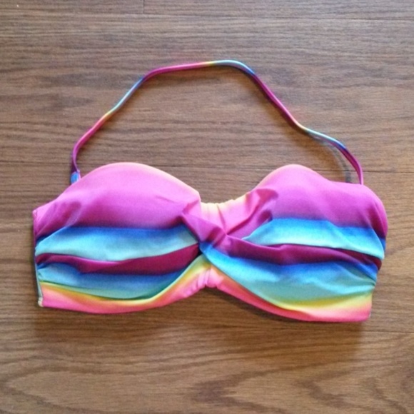 Victoria's Secret Other - Victoria's Secret halter swim top 34D